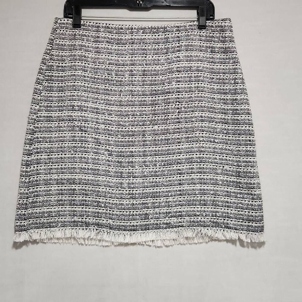 LOFT Women's Size 10 Gray A Line Knee Length Tweed Knit Skirt Fringe